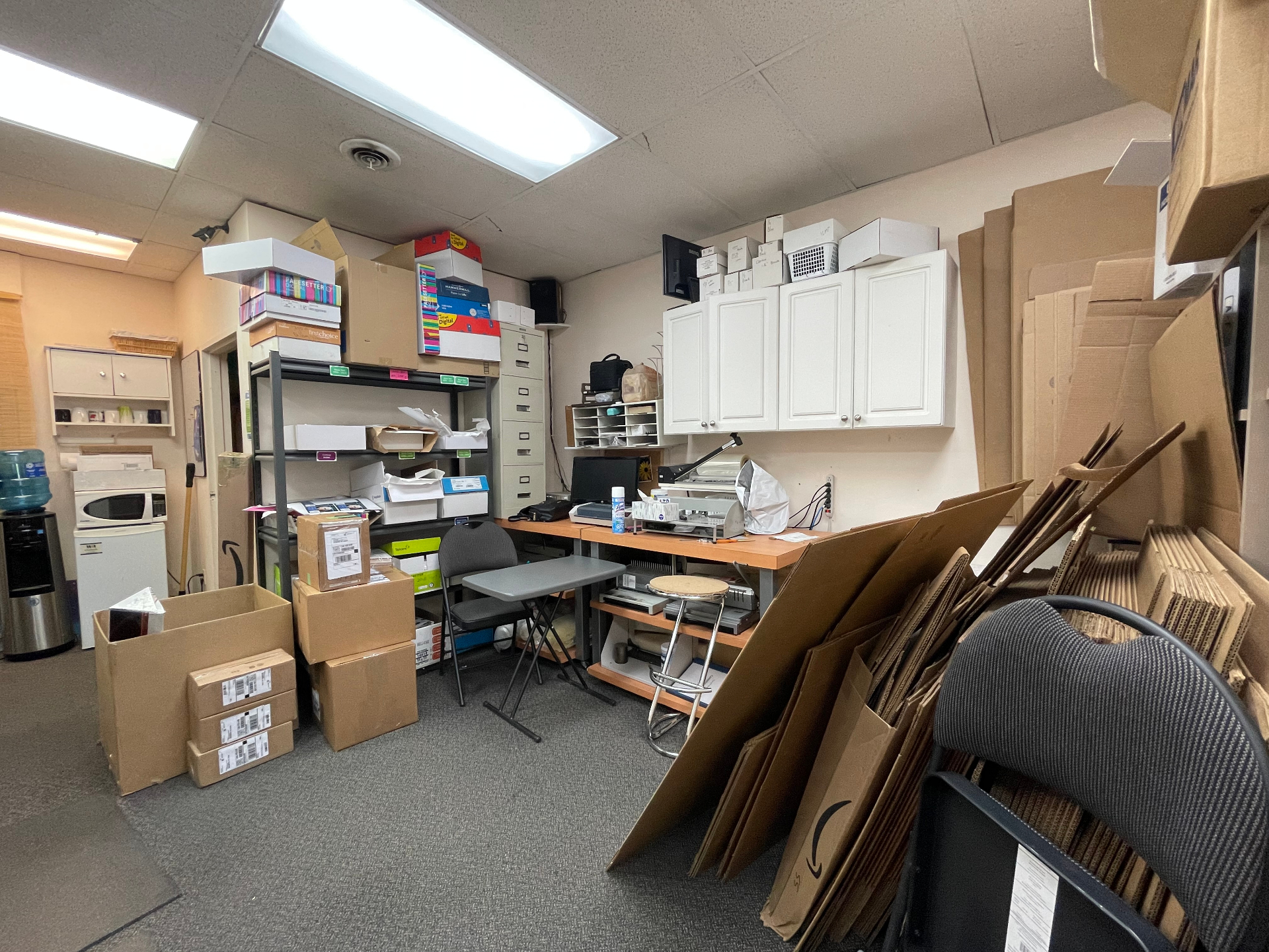 UPS 加盟店转让 · 萨斯卡通 8 街黄金地段——林与唐地产 - 10